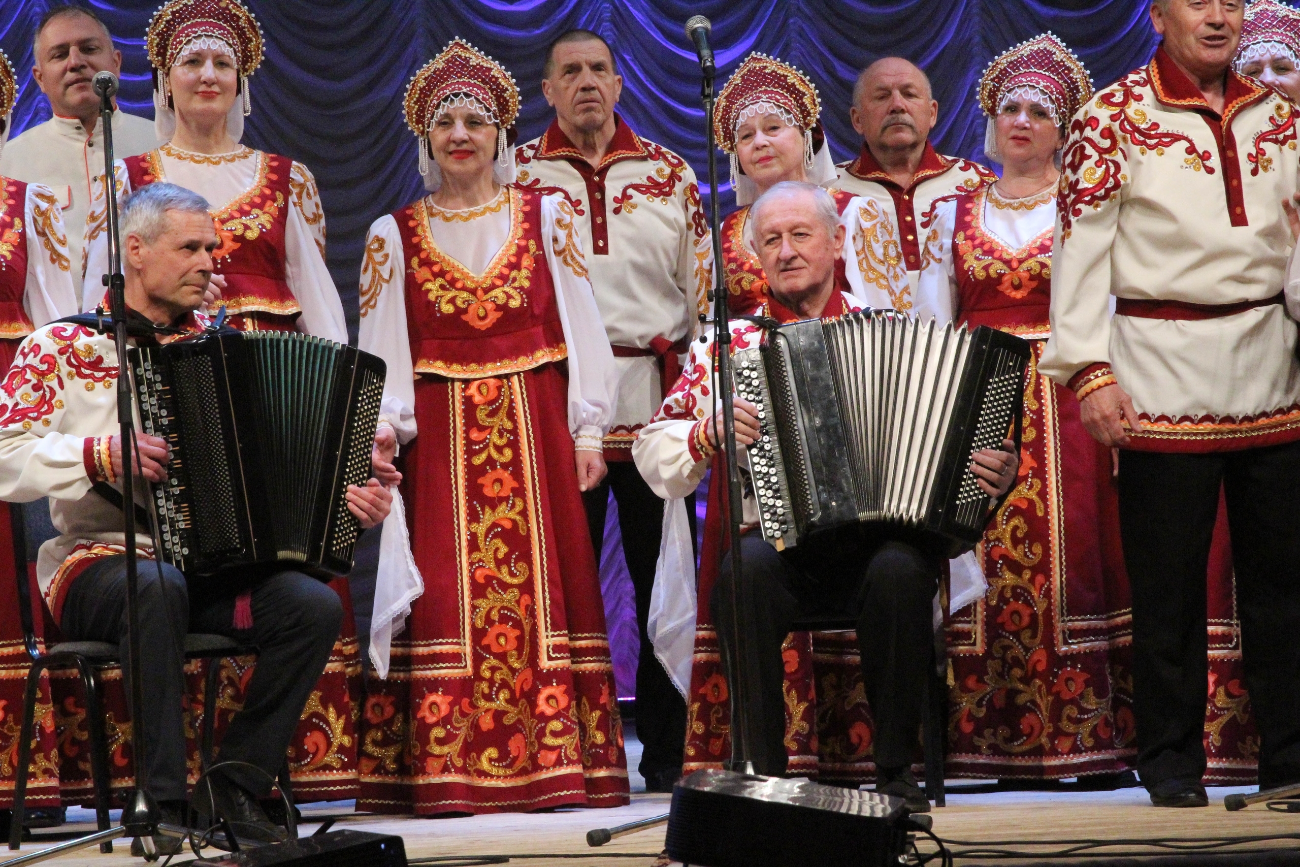 Гала-концерт «Поёт село родное»